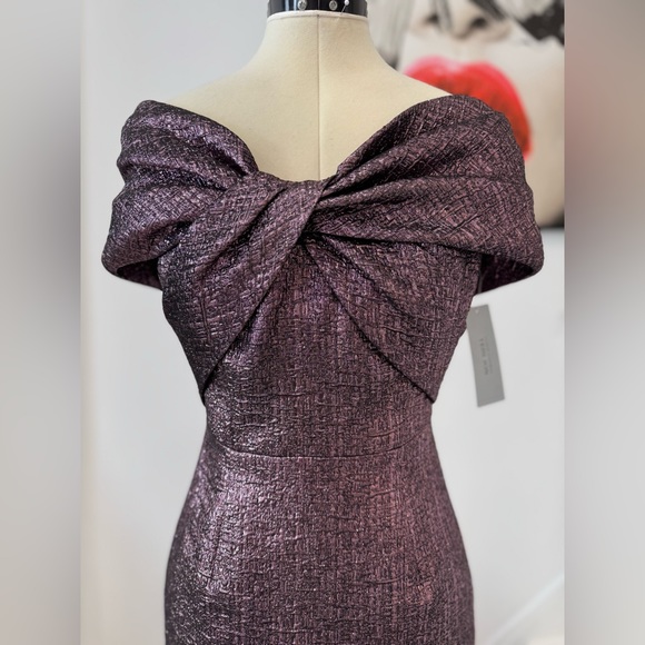 Teri Jon by Rickie Freeman Metallic Jacquard Bodice Off Shoulder Gown Dress - Picture 6 of 16